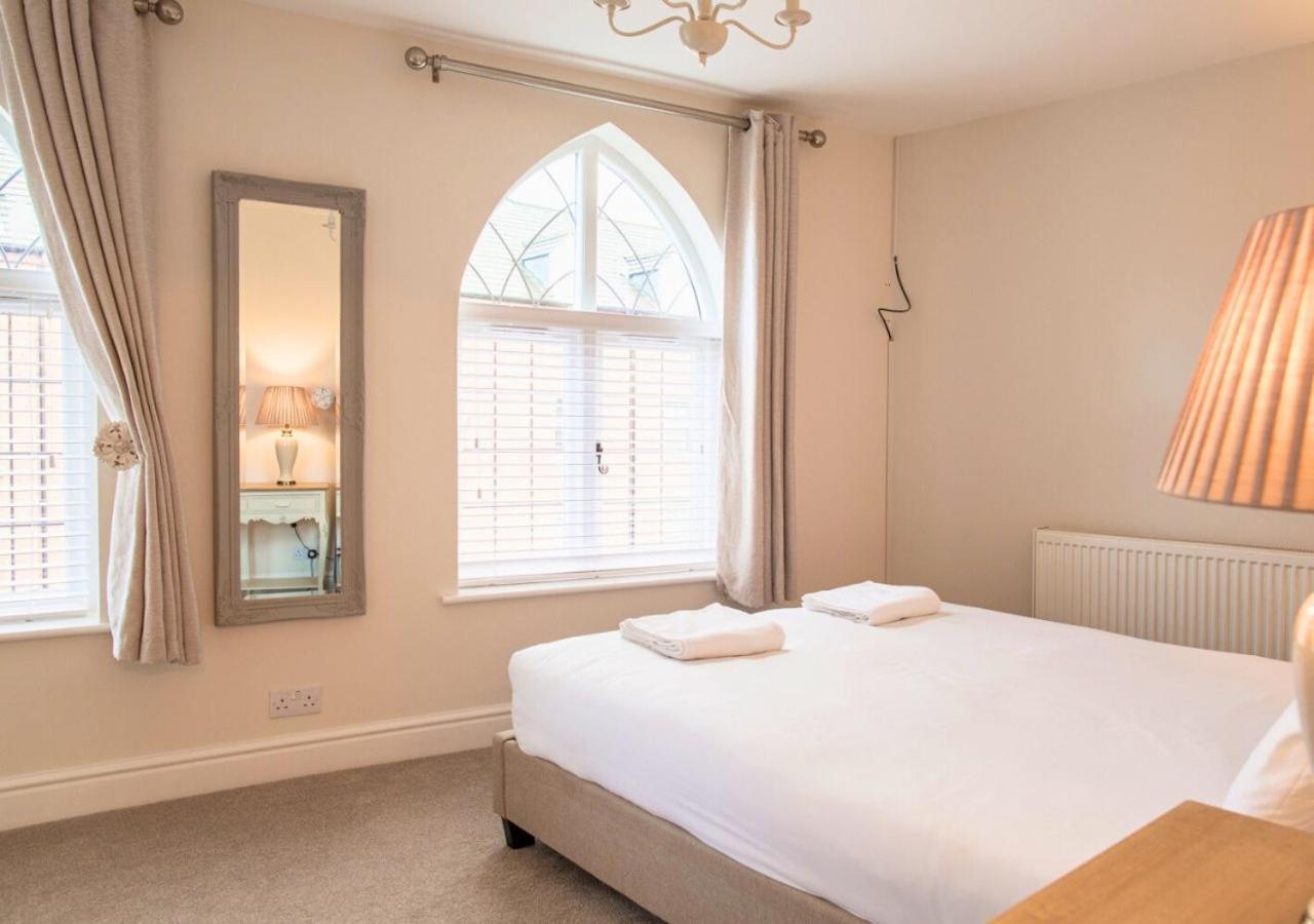Charming 2 Bed House In Tewkesbury Centre Villa Exterior photo